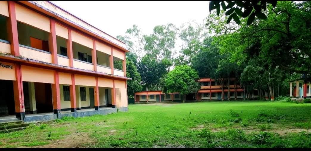 Institute Photo